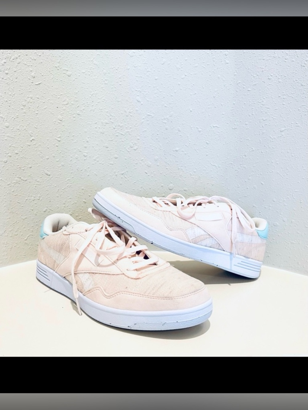 Reebok Women’s Light Pink Low Top Sneakers Size 11 NWT